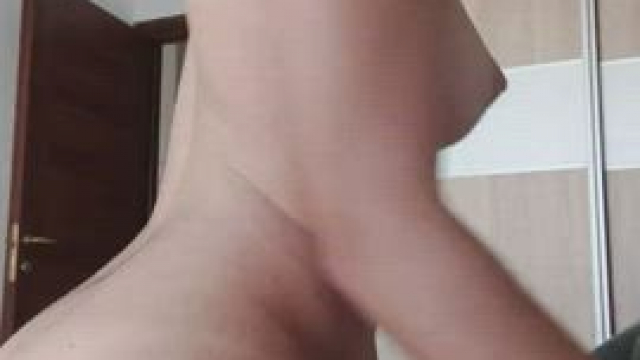 I know you like my big jiggling booty!