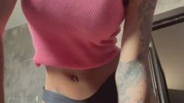 22F years today!!! look at this strip! pussy and big boobs!