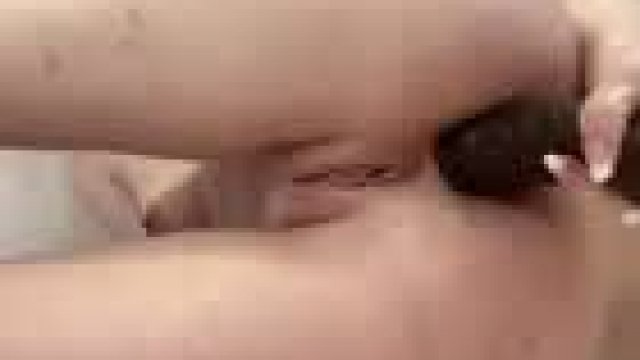 I’m real tight so I’m always proud when I can fit huge things up my butt! [gif]