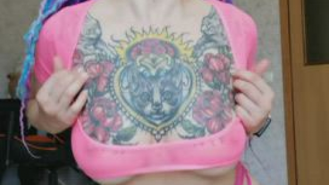 Bright colors are for me