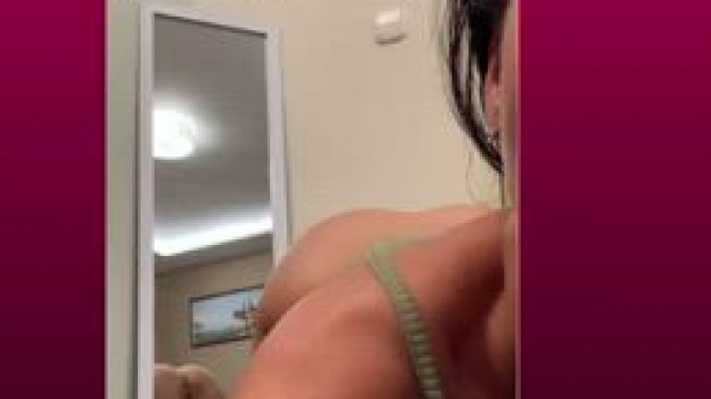 Stepmom doesn't take no for an answer [Vol 4] - Vicky Brown