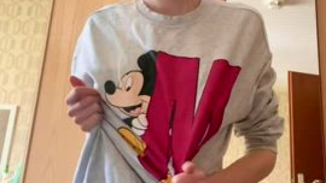 Sexy body... is what I hide under baggy clothes