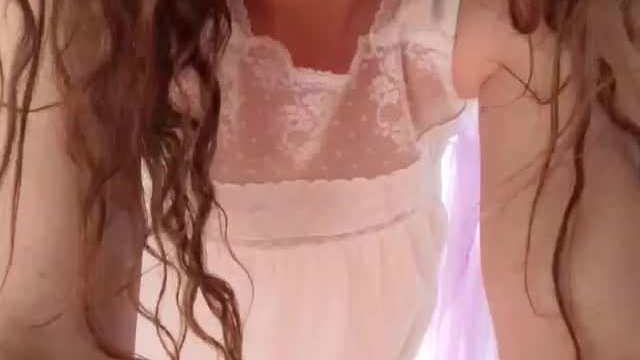 My nightgown ? (f) 39