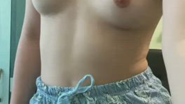 can I be your lollipop? I wanna be licked all over