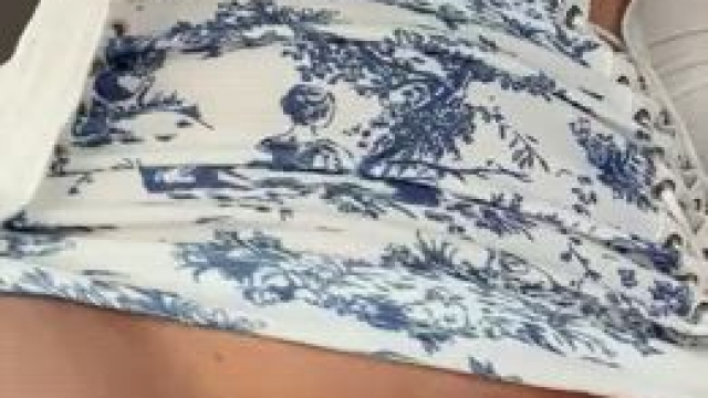 Snding a nudes to every guy that upvts (instantly) sc: josefa8924