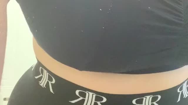 Just over half way through no nut november, how y’all doin? 