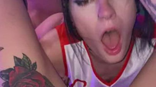 Pounding cheerleader friends