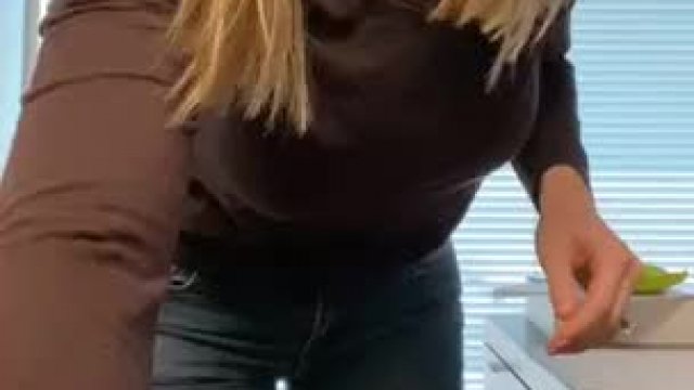 [F] It’s so easy to get bored at work and want to make titty drop videos for you