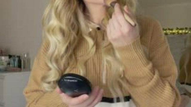 Can I be your early Christmas treat