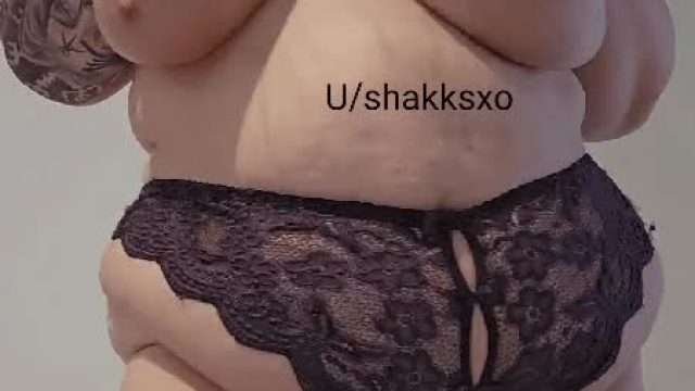 Lay down Mommy wants to smother you full weight