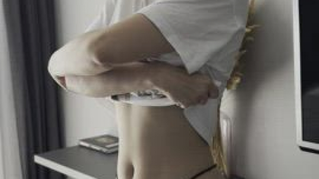 Brunette with nice boobs and high sex ambitious