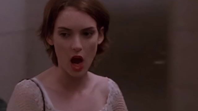 Winona Ryder bra-less bouncing plots in Reality Bites