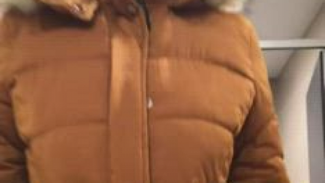 In the bathroom at work... [gif]