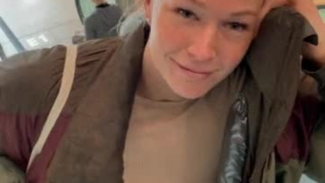 Gotta say I m turned on when i'm spotted, I just cant stop