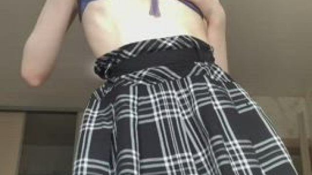 they're so small...Do you want to touch them?