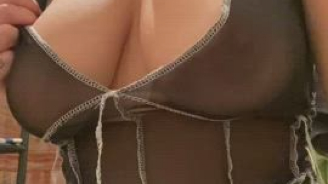 don't u mind if I drop them straight on ur face?