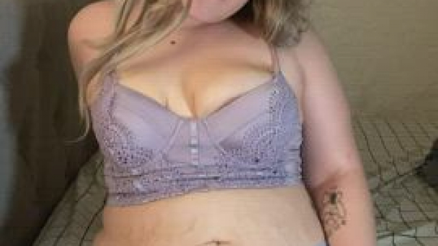 I want to show you my cute pussy ^_^