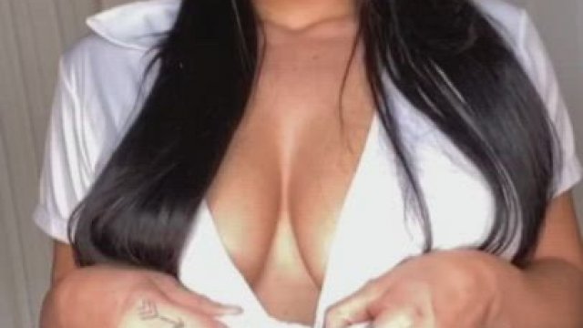 Get 3GB Feb21 Contents of this Beauty in Comment????