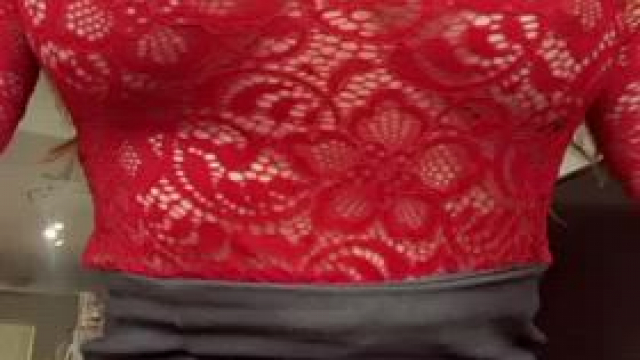 You can see how stacked I am before I even take my top off, but I wanted to show