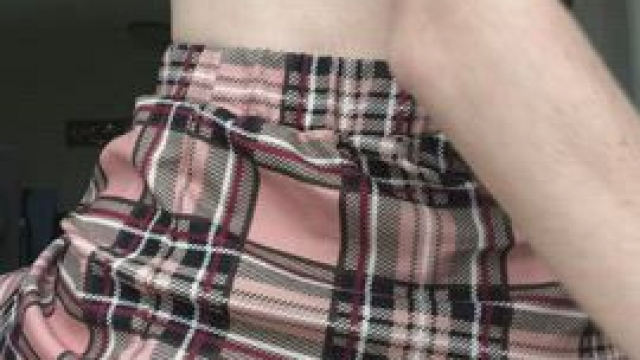 Hubby tells me how bad he wants to watch me sucking some cock