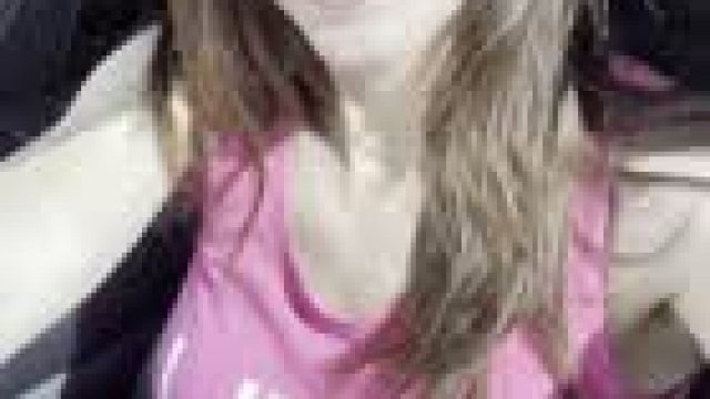 [GIF] Pulled over for a quickie before hitting the gym!