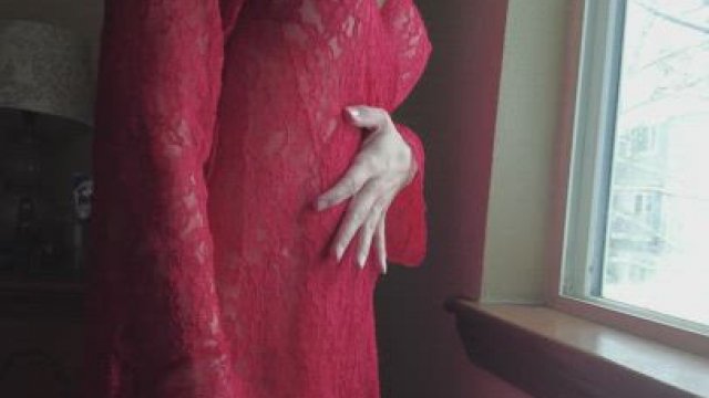 I need a cuddle buddy for this lazy Saturday morning