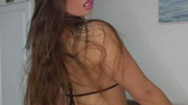 Ever seen a bitch hot like me Daddy