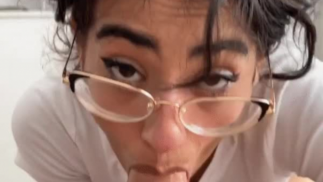 I'm a educated girl so I'll let you cum in my mouth