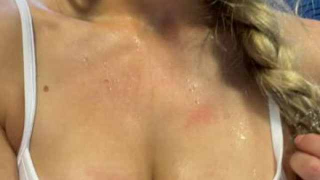 Something about being in the women’s locker room post workout really makes me ho