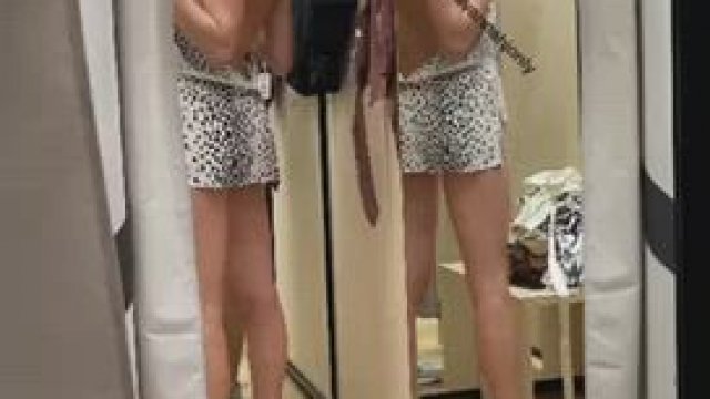 I love that this sub grew so much <3 [OC] [F]