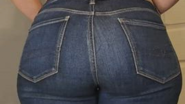 Almost 40 and hornier than ever!