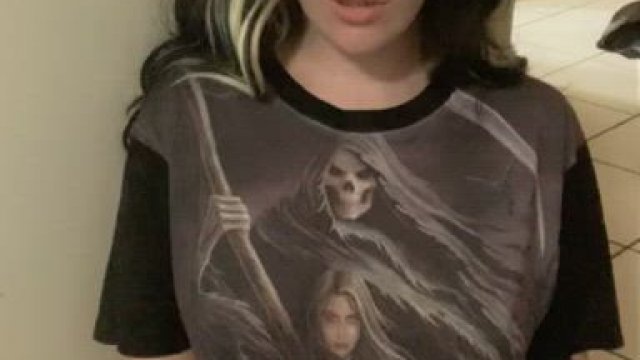 I don’t like wearing bras, is that okay? ??