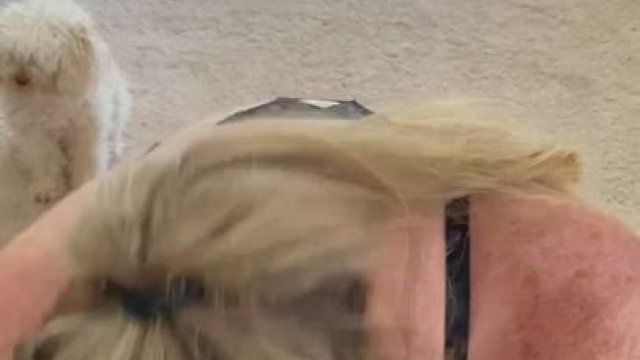 Married milf loves cum