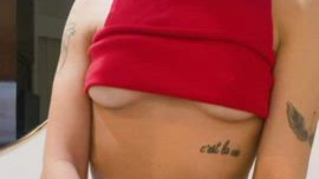 Place your tiny doll over the sink and get that load in