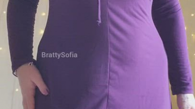 Cum on my tits or inside me?