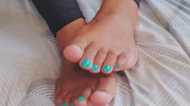 I want to shove my feet in your face for you to enjoy