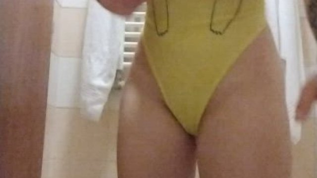 How you like my picachu costume?