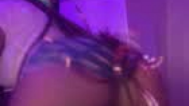 Showing off my twerking skills