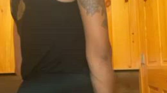 Peeling at work on this hot ass day, rather be naked..