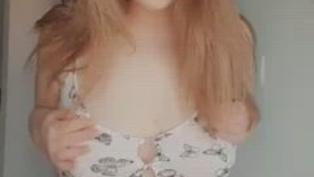 Happy Friday to all the men who love natural titties