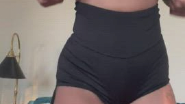 I love when it gives me a beautiful vag print