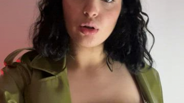 i think my huge arab tits are my fav body part, what is urs