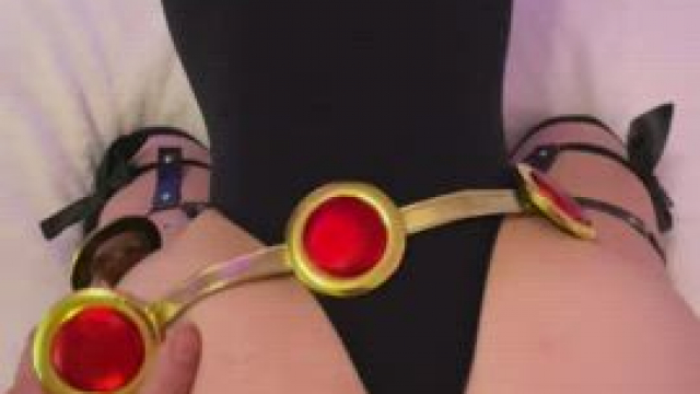 Cumming in a demon whore is risky, so you better cover me in it