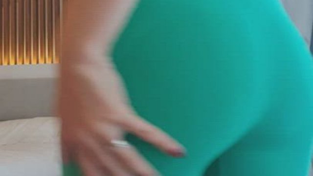 I just want to make you happy with my ass