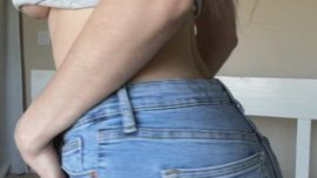 You left your snack at home! Guess you have to come back and get them! [GIF]