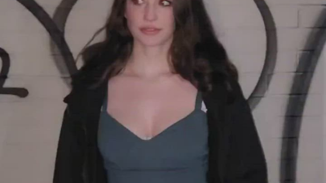 im a lil shy but i love showing off my tits!