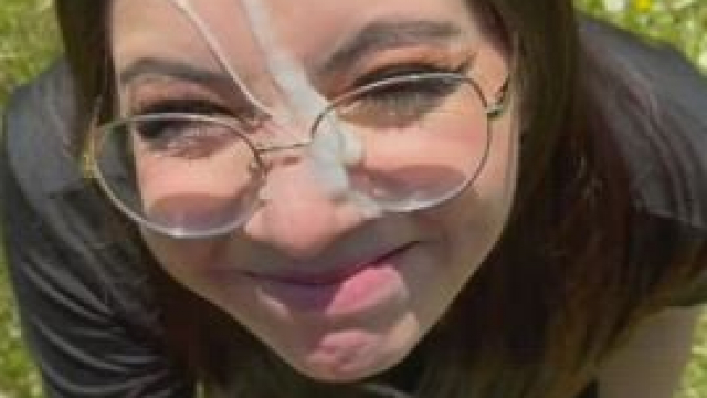 Close Up Blowjob with Hot Facial