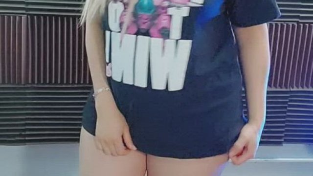 Hope you like a thick gamer girl ðŸ˜Š