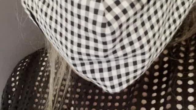 waiting for the WHO to sponsor this sloppy throat [F]