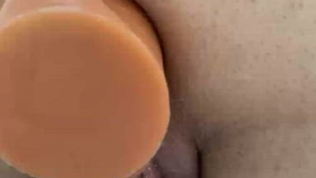 My buttplug is a little oversized oops